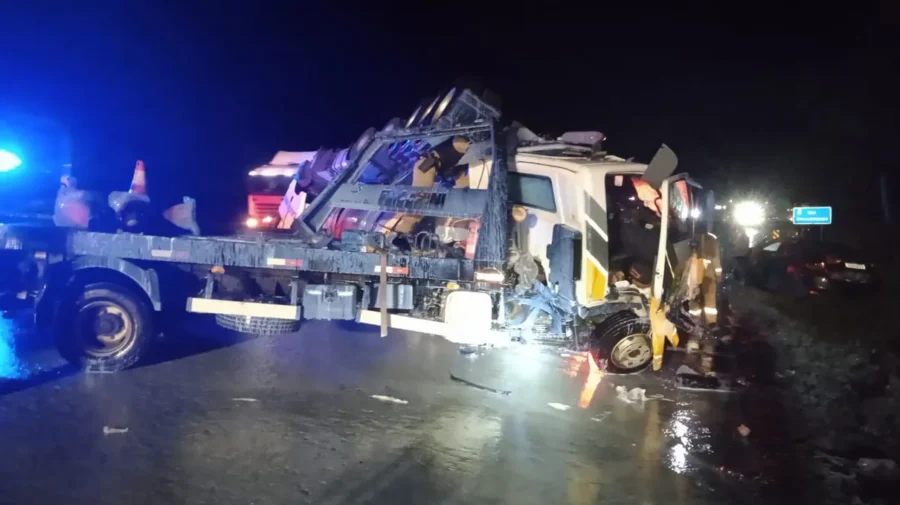 Fotos de Viatura da Rotam capota e deixa sargento do PR em estado grave