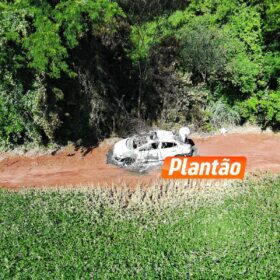 Fotos de Corpo encontrado carbonizado dentro de carro em Mandaguaçu, pode ser de homem que está desaparecido em Maringá