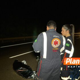 Fotos de DHPP elucida assassinato de homem morto na frente de uma igreja em Maringá