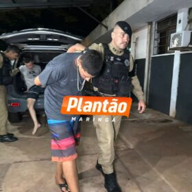 Fotos de Quatro homens são presos por receptação e porte ilegal de arma em Sarandi