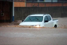 Fotos de 257 cidades do Paraná estão na rota de chuvas intensas e entram em alerta; veja a lista