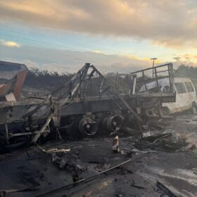 Fotos de Caminhão-tanque explode em acidente com três veículos e deixa dois mortos e nove feridos na BR-369