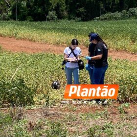 Fotos de Corpo de homem é encontrado caído ao lado de motocicleta