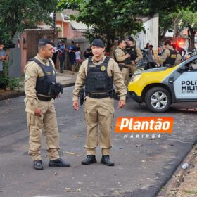 Fotos de Homem é executado com 14 tiros na frente da casa da mãe em Sarandi