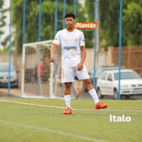 Fotos de Amigos que retornavam de uma partida de futebol morrem em grave acidente no Contorno Sul em Maringá