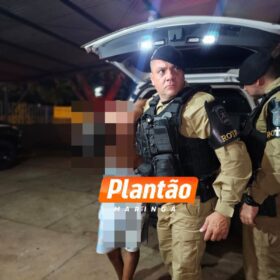 Fotos de Escopeta calibre 12 utilizada em tentativa de homicídio em Sarandi é apreendida pela Rotam