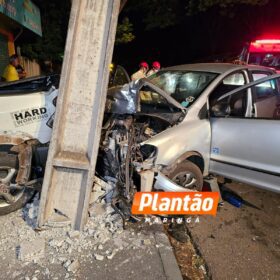 Fotos de Câmera registra acidente com motorista suspeito de estar embriagado em Maringá