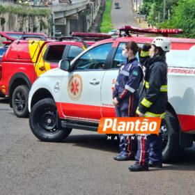 Fotos de Vídeo mostra carreta explodindo após colisão com dois caminhões em Maringá, duas pessoas morreram