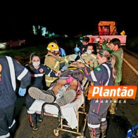 Fotos de Motociclista fica gravemente ferido após bater na traseira de caminhão em Maringá