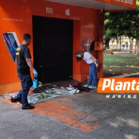 Fotos de Polícia investiga morte de homem encontrado na praça no centro de Sarandi